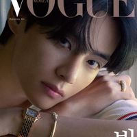 Sáng ngày 19/7, hàng loạt đầu báo tại Hàn Quốc đăng tải thông tinV (BTS) làm đại sứ Cartier - thương hiệu trang sức xa xỉ và là gương mặt đại diện cho chiến dịch Panthère de Cartier mới nhất.