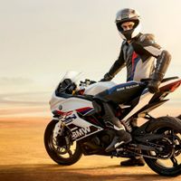 BMW G310 RR phiên bản 2023