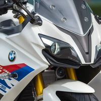 BMW G310 RR phiên bản 2023