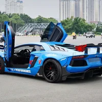 Lamborghini Aventador độ Liberty Walk
