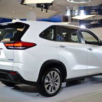 Innova Cross 