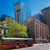 Nghỉ dưỡng cao cấp ngay khu Paris End tại khách sạn Sheraton Melbourne