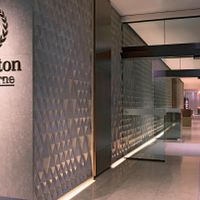 Khách- sạn- Sheraton -Melbourne-ivivu