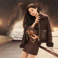 Dahyun đại sứ Michael Kors