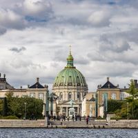 cung-dien-Amalienborg-ivivu-3