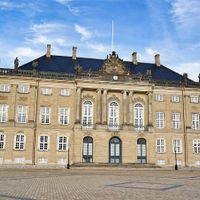 cung-dien-Amalienborg-ivivu-5