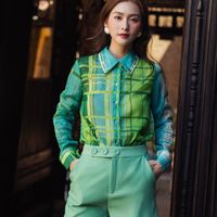 Khả Ngân cùng thời trang Elise