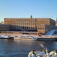 Tham quan Cung điện Hoàng gia Stockholm Thụy Điển lâu đời nhất châu Âu