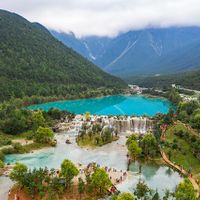 Khung cảnh đẹp như mộng của Bạch Thủy Hà Lệ Giang