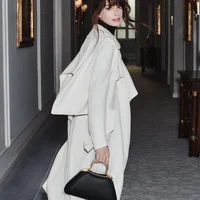 túi xách Fall 2023 của Bulgari 