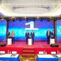Lãnh đạo Bộ KH&CN, lãnh đạo thành phố và đại biểu nhấn nút Khai mạc Techfest Hải Phòng 2023.