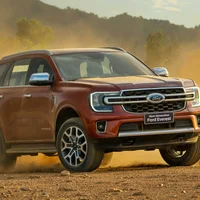 Everest và Explorer tại Việt Nam