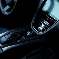 Aston Martin DBX707 