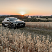 Aston Martin DBX707 