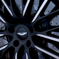 Aston Martin DBX707 