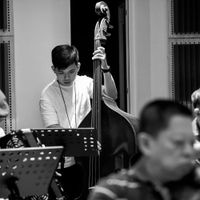 band nhạc cùng Nhạc sĩ Đức Trí