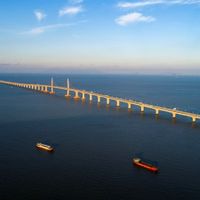 Cầu vượt biển
