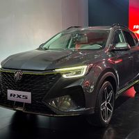 MG RX5 CUV cỡ C