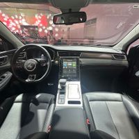 MG RX5 CUV cỡ C