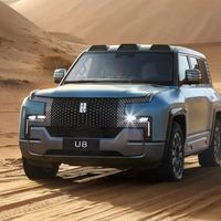 YangWang U8 - xe điện có thể bơi như thuyền giá 150.000 USD