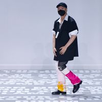 nhà thiết kế châu Á 