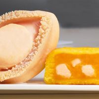 Những chiếc bánh trung thu đắt đỏ nhất thế giới