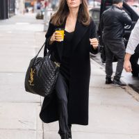 Angelina Jolie là ngôi sao đi đầu trào lưu "quiet luxury" năm 2023