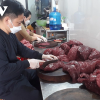 Thịt gác bếp của đồng bào Thái vào vụ Tết