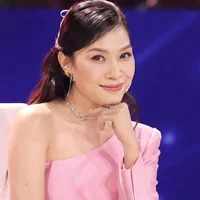Mỹ Tâm lộ diện rạng rỡ, nhan sắc lão hoá ngược ở tuổi U45