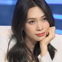 Mỹ Tâm lộ diện rạng rỡ, nhan sắc lão hoá ngược ở tuổi U45