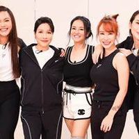 Hồng Nhung tiết lộ mối quan hệ với Mỹ Linh: Không phải chỉ vui mới vỗ tay vào