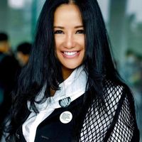Hồng Nhung tiết lộ mối quan hệ với Mỹ Linh