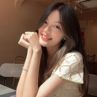 HIEUTHUHAI và Tăng Mỹ Hàn với tin đồn bị soi dùng đồ đôi