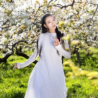 "Khổng tước làng múa" Dương Lệ Bình chi hơn 3 tỷ làm móng mỗi năm