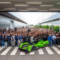 Cột mốc lịch sử của Automobili Lamborghini hơn 10.000 xe được bàn giao