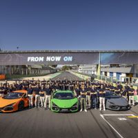 Cột mốc lịch sử của Lamborghini: hơn 10.000 xe được bàn giao