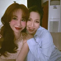 Chị đẹp đạp gió rẽ sóng