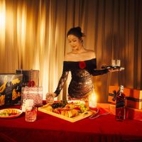 Gửi gắm năng lượng mới trong bộ sưu tập quà Tết từ Johnnie Walker Black Label