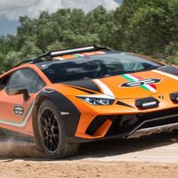 Lamborghini Huracan Sterrato Concept – Sự ra đời của “Kẻ nổi loạn”