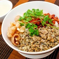 Đặc sản cơm hến Huế nổi tiếng của cố đô Việt Nam