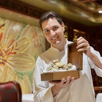 Vì sao nấm truffle trắng được các đầu bếp săn lùng?
