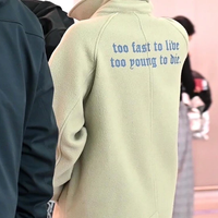 G-Dragon gây chú ý khi sang Mỹ dự triển lãm CES 2024