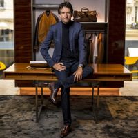 Tỷ phú Bernard Arnault cải tổ LVMH mạnh mẽ để chuẩn bị cho năm 2024