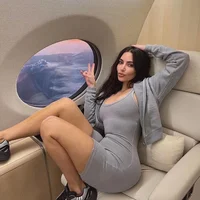 Có gì bên trong máy bay của Kim Kardashian với giá 150 triệu USD?