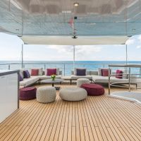 Siêu du thuyền Big Sky 48m từ Oceanfast - Di sản của một thời đại hoàng kim