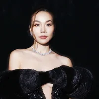 Ai là huyền thoại thời trang Việt?