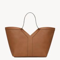 Dự báo bùng nổ của túi xách mới "Y Tote" từ Saint Laurent