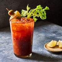 Lịch sử huyền bí về những loại cocktails nổi tiếng nhất thế giới
