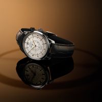Longines Conquest Heritage Central Power Reserve: Bảy thập kỷ tiên phong
