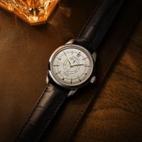Longines Conquest Heritage Central Power Reserve: Bảy thập kỷ tiên phong